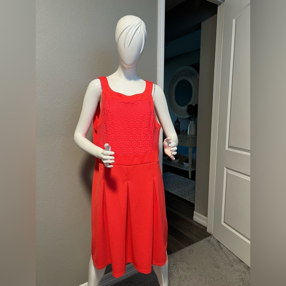 Shelby and Palmer Sleeveless Dress Size 18W